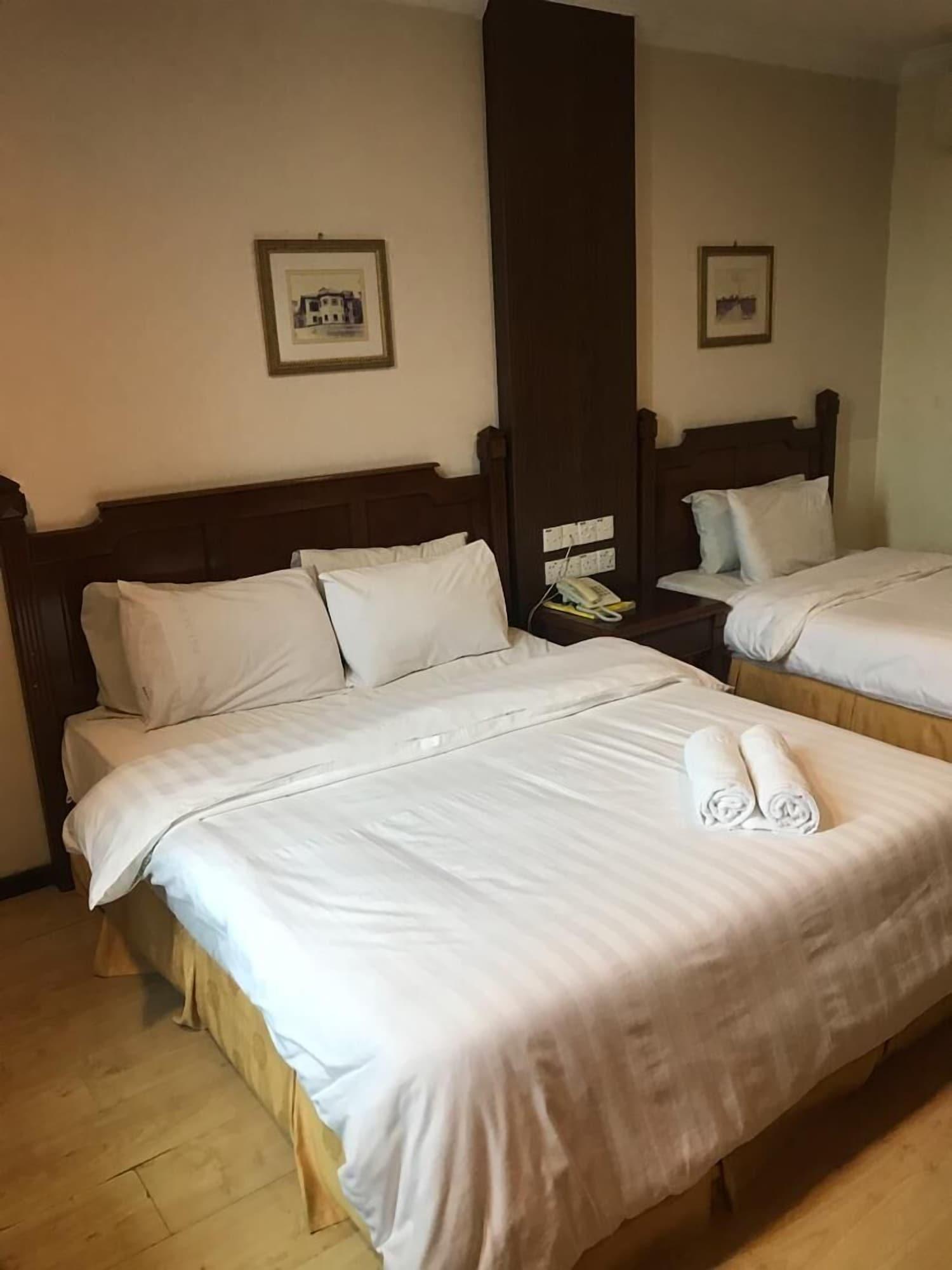Regal Court Hotel Kuching Eksteriør bilde