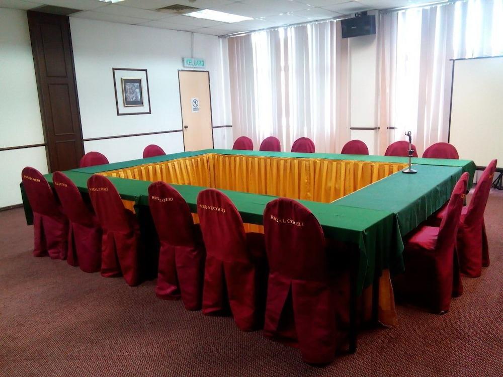 Regal Court Hotel Kuching Eksteriør bilde