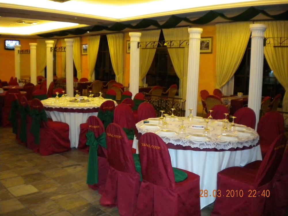 Regal Court Hotel Kuching Eksteriør bilde