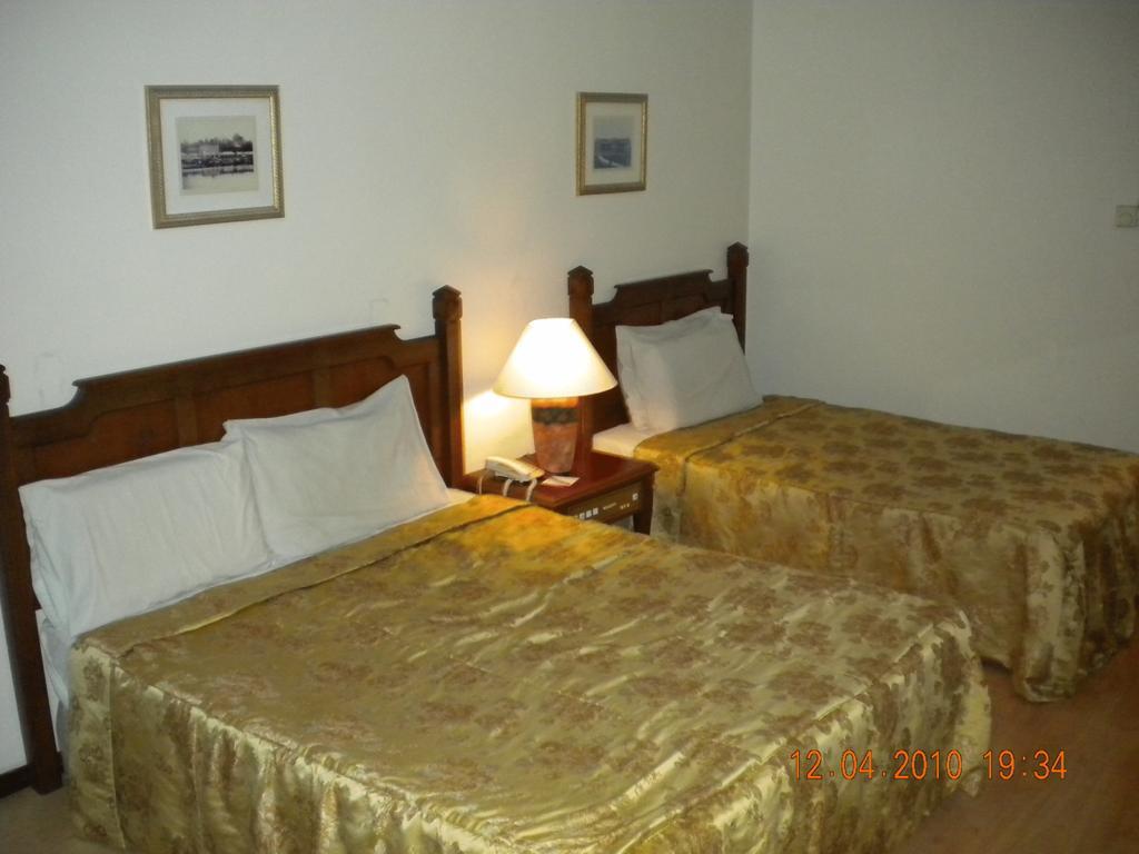 Regal Court Hotel Kuching Rom bilde