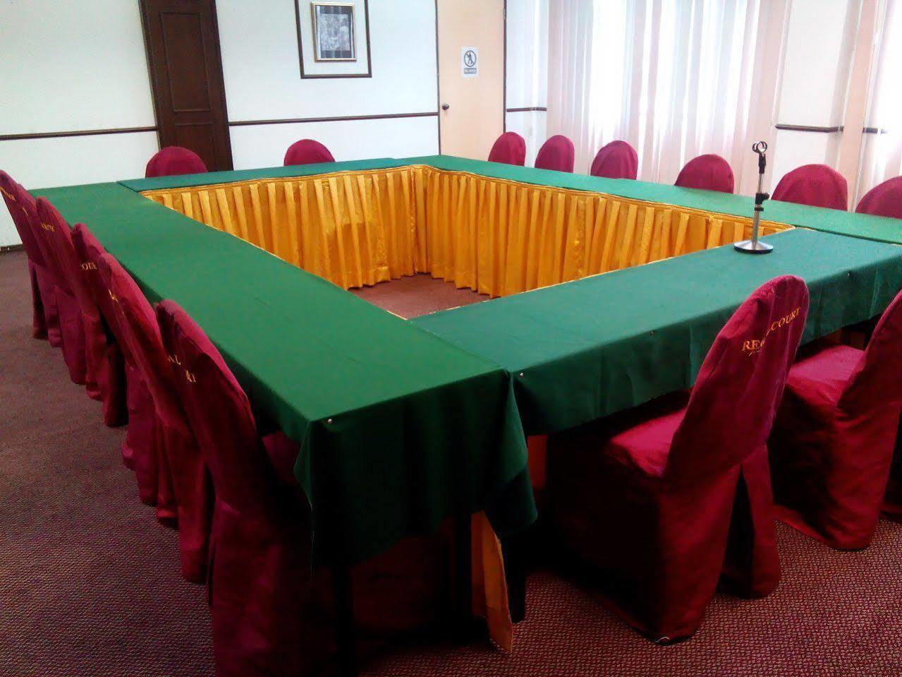Regal Court Hotel Kuching Eksteriør bilde